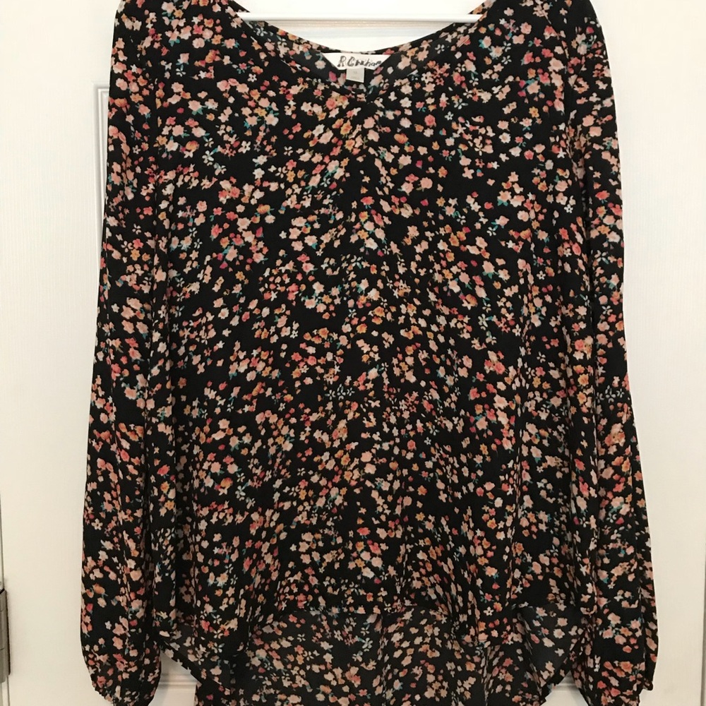 Francesca’s Hi-Low Floral Blouse